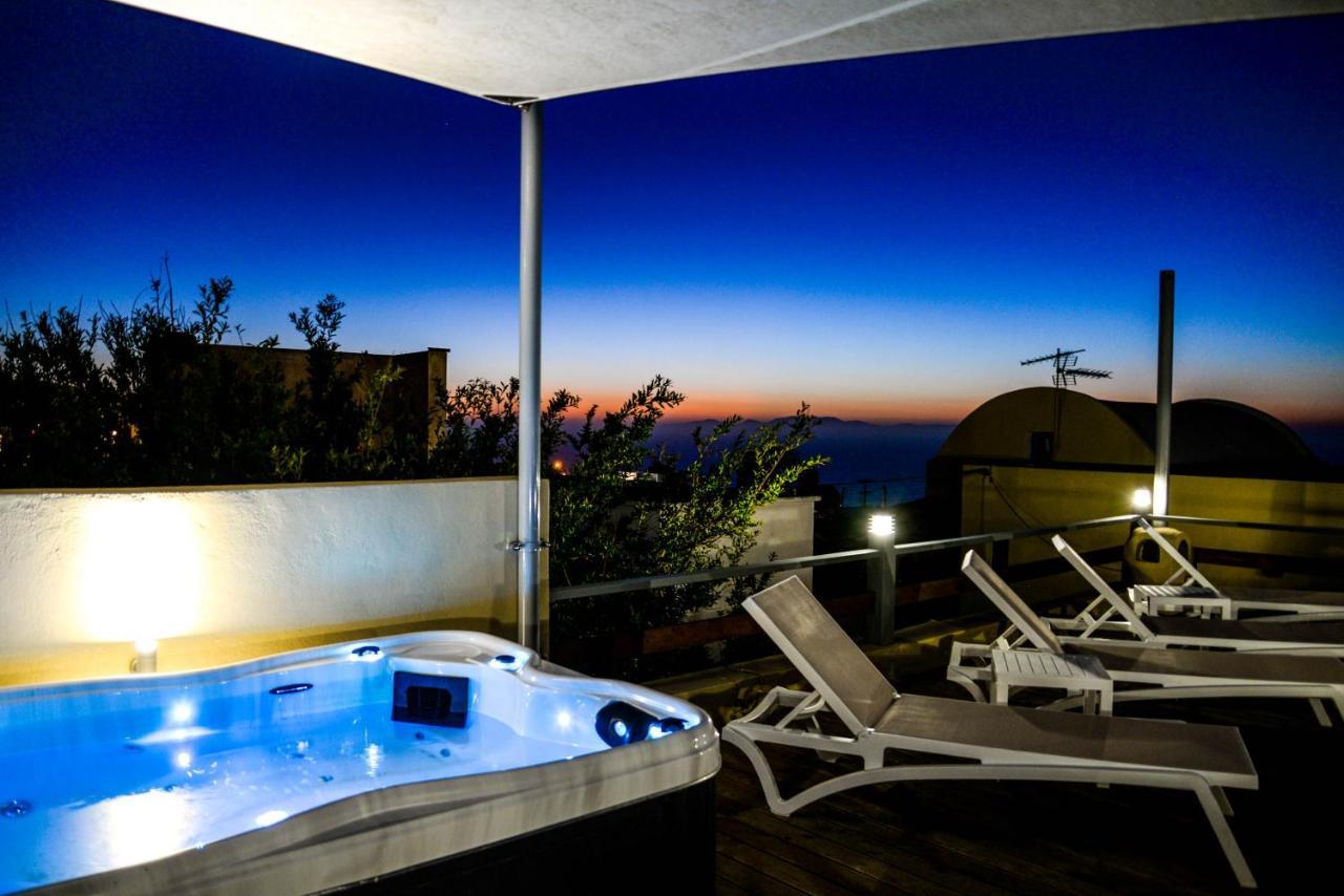 Villa Sunrise Onlava à Oia  Extérieur photo