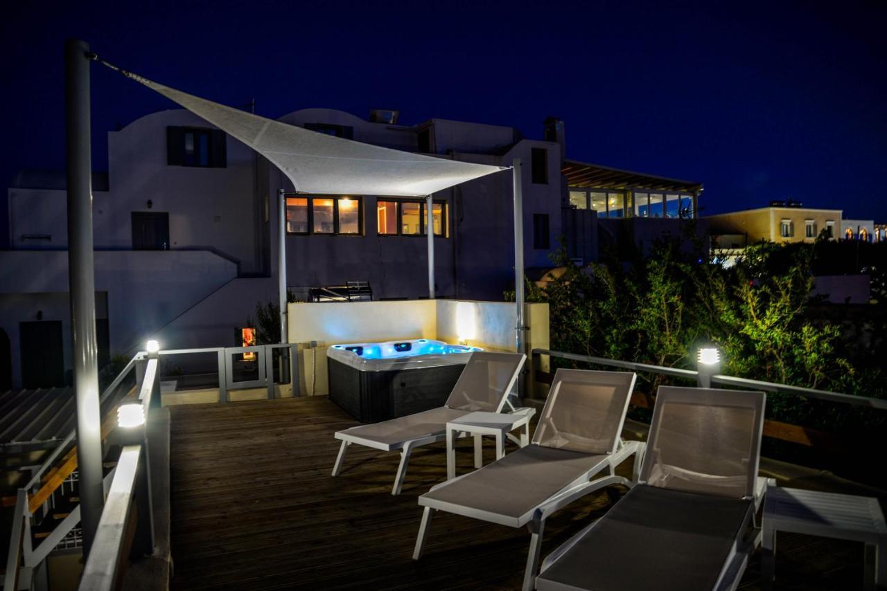 Villa Sunrise Onlava à Oia  Extérieur photo